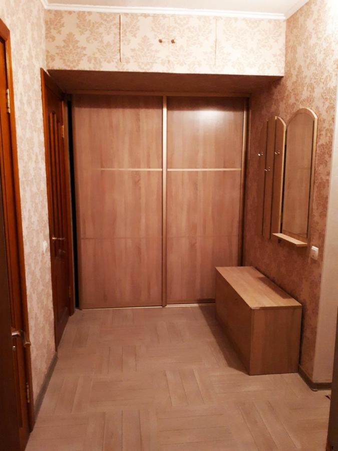 Apartment On Prospekt Peremogi TTchernihiv Extérieur photo